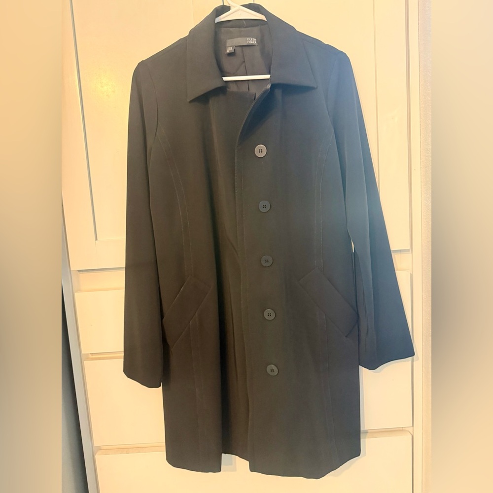 Eileen Fisher women’s Black Trench Coat with belt